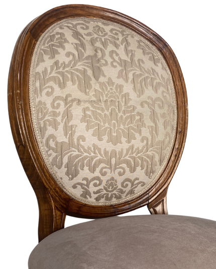 Silla Medallón Acabado Barniz