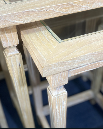 Mesa Nido con vidrio