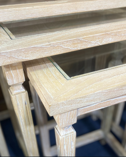 Mesa Nido con vidrio