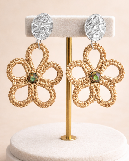 Aro con Técnica en Frivolité Flor de 5 Pétalos