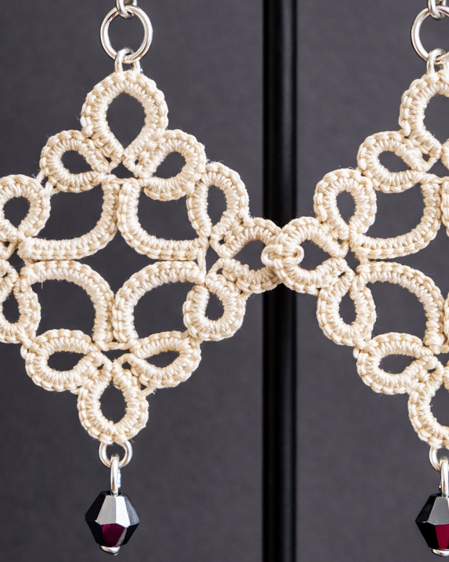 Aro con Técnica en Frivolité Algodón