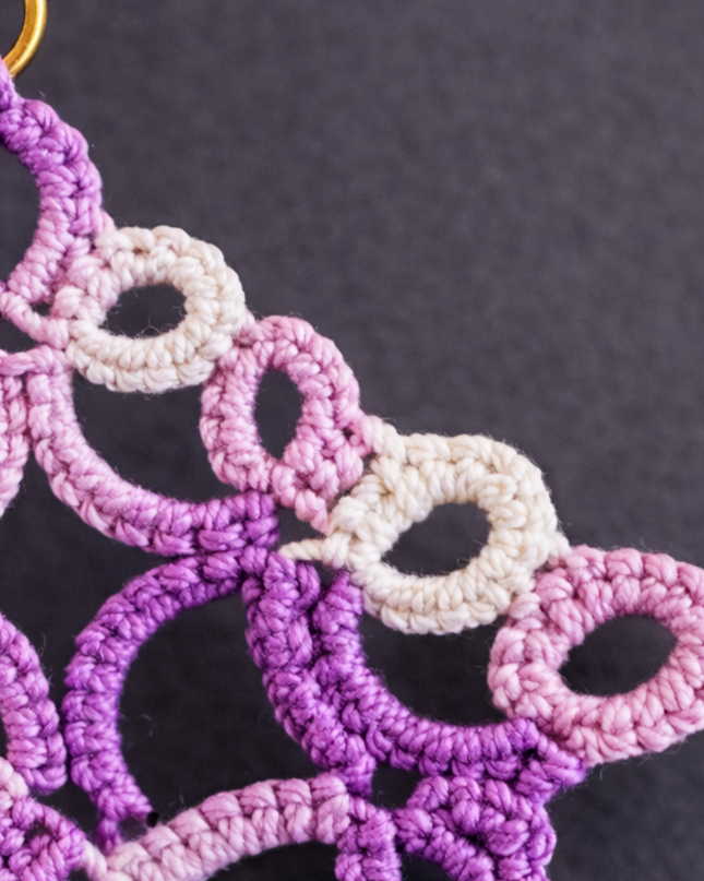 Aro con Técnica en Frivolité Algodón