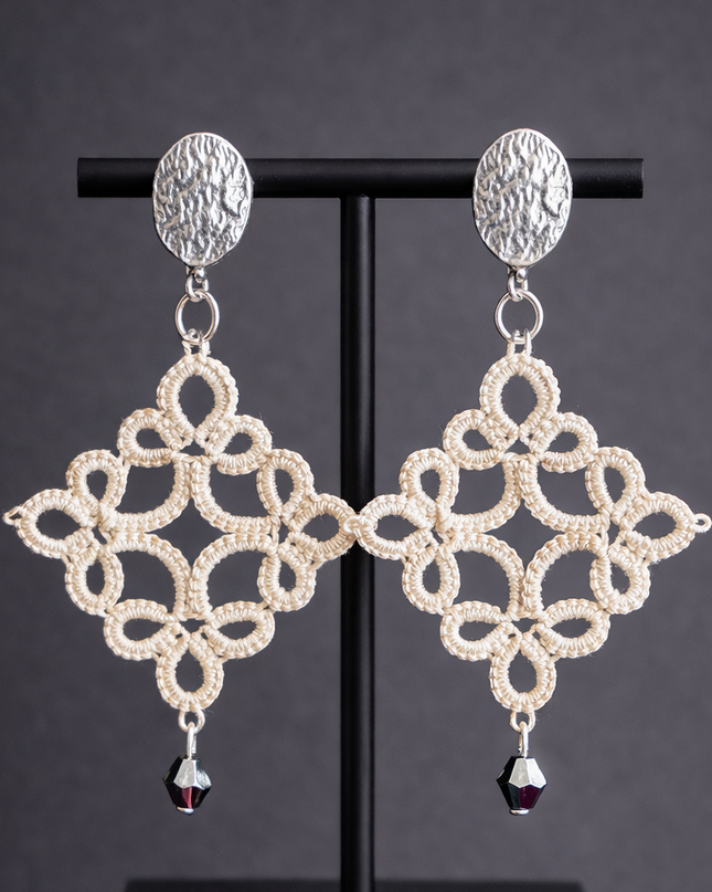 Aro con Técnica en Frivolité Algodón